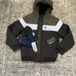U.S Polo Assn.Boys snorkel Jacket with mittens size (4-5)